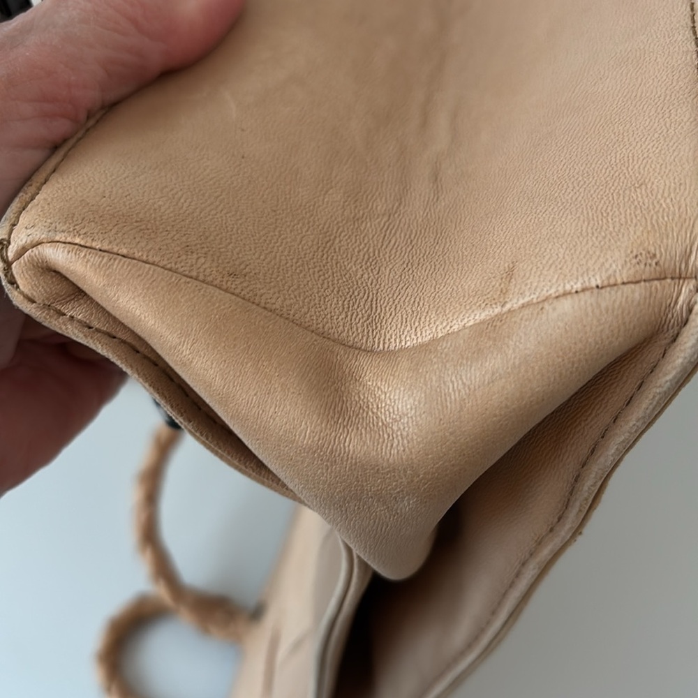 HOBO Beige Woven Tote Bag - Picture 6 of 10